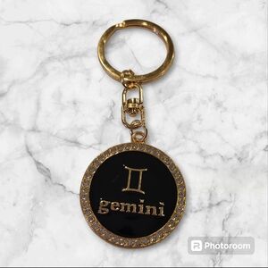 New Gemini Bling 2-sided zodiac keychain